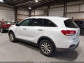 Photo 3 of 16 — 2017 Kia Sorento