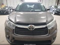 Photo 12 of 16 — 2015 Toyota Highlander
