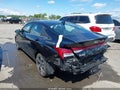 Photo 3 of 18 — 2022 Hyundai Elantra