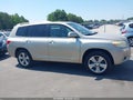 Photo 13 of 16 — 2008 Toyota Highlander