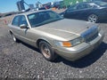 1999 Mercury Grand Marquis — photo 1 of 11 | VIN 2MEFM75W8XX727787