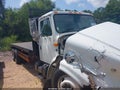 Photo 1 of 17 — 1995 International 4000-Series