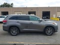 Photo 13 of 16 — 2017 Toyota Highlander