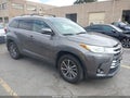 Photo 1 of 16 — 2017 Toyota Highlander