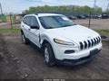 Photo 1 of 16 — 2016 Jeep Cherokee
