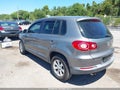 Photo 3 of 16 — 2010 Volkswagen Tiguan