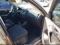 Photo 5 of 16 — 2010 Volkswagen Tiguan
