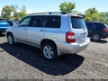 Photo 3 of 16 — 2006 Toyota Highlander Hybrid