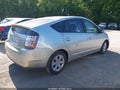 Photo 4 of 11 — 2004 Toyota Prius