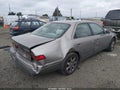 Photo 4 of 17 — 1998 Toyota Camry