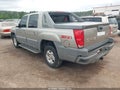 Photo 3 of 14 — 2002 Chevrolet Avalanche