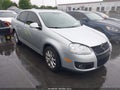 Photo 1 of 11 — 2010 Volkswagen Jetta