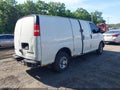 Photo 4 of 10 — 2010 Chevrolet Express 2500