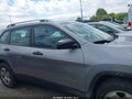 Photo 13 of 16 — 2017 Jeep Cherokee
