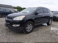 Photo 2 of 11 — 2009 Chevrolet Traverse