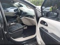 Photo 5 of 16 — 2017 Chrysler Pacifica