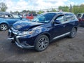 Photo 2 of 17 — 2018 Mitsubishi Outlander