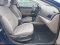 Photo 5 of 16 — 2017 Hyundai Elantra