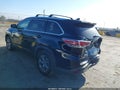 Photo 3 of 16 — 2014 Toyota Highlander