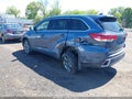 Photo 3 of 16 — 2017 Toyota Highlander