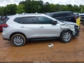 Photo 14 of 17 — 2017 Nissan Rogue
