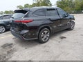 Photo 4 of 16 — 2021 Toyota Highlander