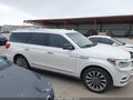 Photo 12 of 16 — 2018 Lincoln Navigator