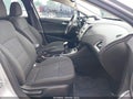 Photo 5 of 11 — 2017 Chevrolet Cruze