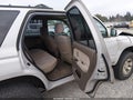 Photo 8 of 19 — 1999 Toyota 4Runner