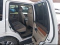 Photo 8 of 16 — 2015 Land Rover LR4