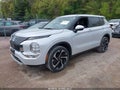 Photo 2 of 18 — 2022 Mitsubishi Outlander