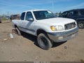 2000 Toyota Tundra — photo 1 of 11 | VIN 5TBRT3416YS046727