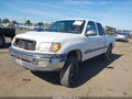 2000 Toyota Tundra — photo 2 of 11 | VIN 5TBRT3416YS046727