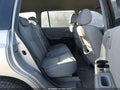 Photo 8 of 11 — 2005 Toyota Highlander