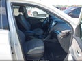 Photo 5 of 18 — 2017 Hyundai Santa Fe