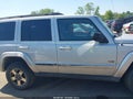 Photo 13 of 16 — 2006 Jeep Commander