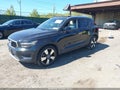 Photo 2 of 16 — 2019 Volvo XC40