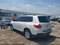 Photo 3 of 16 — 2013 Toyota Highlander