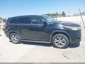 Photo 13 of 16 — 2015 Toyota Highlander