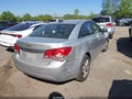 2015 Chevrolet Cruze — photo 4 of 16 | VIN 1G1PE5SB5F7142431