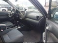 Photo 5 of 11 — 2005 Toyota RAV4