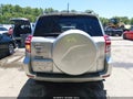 Photo 16 of 18 — 2012 Toyota RAV4