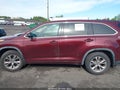 Photo 14 of 16 — 2016 Toyota Highlander
