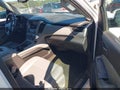 2017 Chevrolet Suburban — photo 5 of 16 | VIN 1GNSCHKC8HR190859