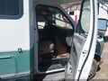 Photo 5 of 15 — 2006 Ford E-450