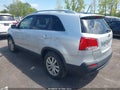 Photo 3 of 11 — 2011 Kia Sorento