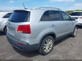 Photo 4 of 11 — 2011 Kia Sorento