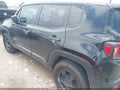 Photo 14 of 16 — 2018 Jeep Renegade