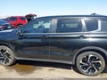 Photo 15 of 17 — 2023 Mitsubishi Outlander