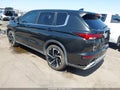 Photo 3 of 17 — 2023 Mitsubishi Outlander
